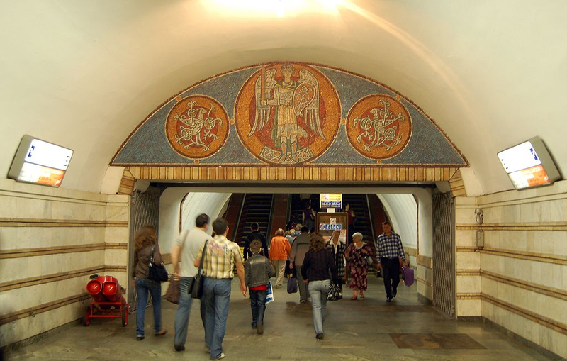 Illustration for article titled Eye-Poppingly Gorgeous Underground Stations from Around The World